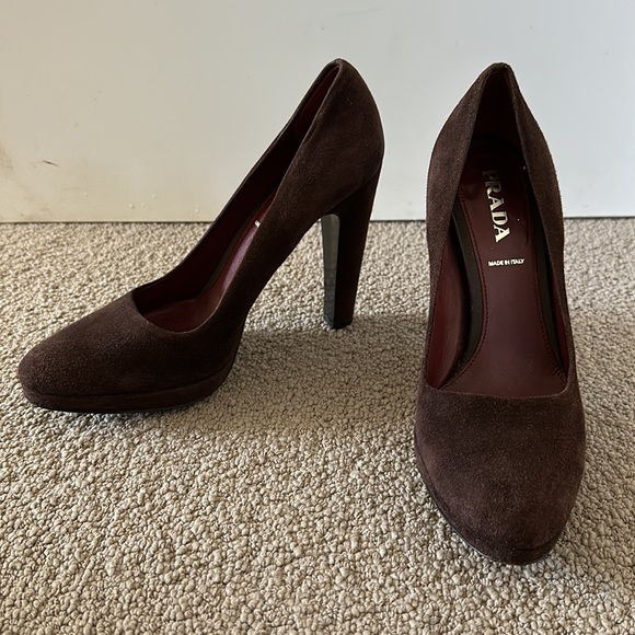 Vintage Prada suede leather almond toe stacked chunky block heel platform pump - Picture 3 of 9